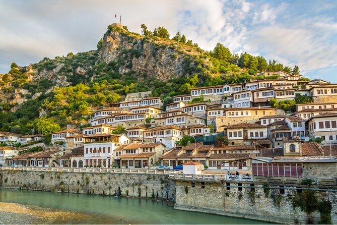 Apollonia and Berat UNESCO tour from Tirana - Onufri Iconographic Museum: religious painting with a clear context