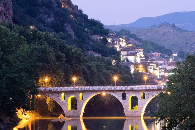 Berat - History and Medieval Art - Private tour from Tirana - Museum time in Berat: iconography and ethnography that add meaning