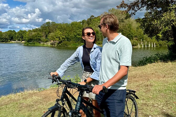 Bike or E-Bike Tour Tirana: Highlights & Grand Park Guided Cycle - Postbllok and the Berlin Wall fragment: freedom themes you can see