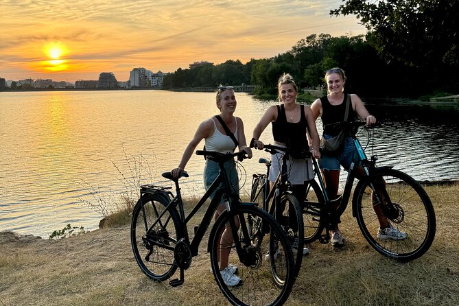 Bike or E-Bike Tour Tirana: Highlights & Grand Park Guided Cycle - Grand Park: the easy win at the end