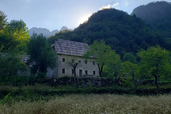 Explore Thethi, the unknown part of Albania in two days - Shkodra and Rozafa Castle: history with lake views