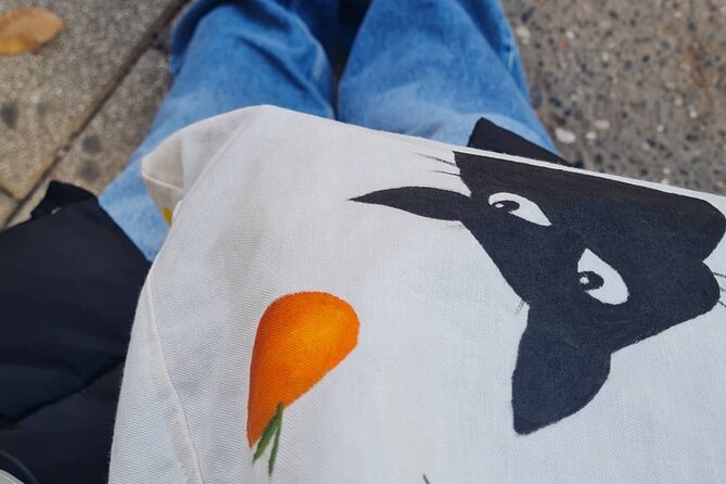 Painting on Tote Bags Workshop with Welcome Drink - Key highlights you’ll feel right away