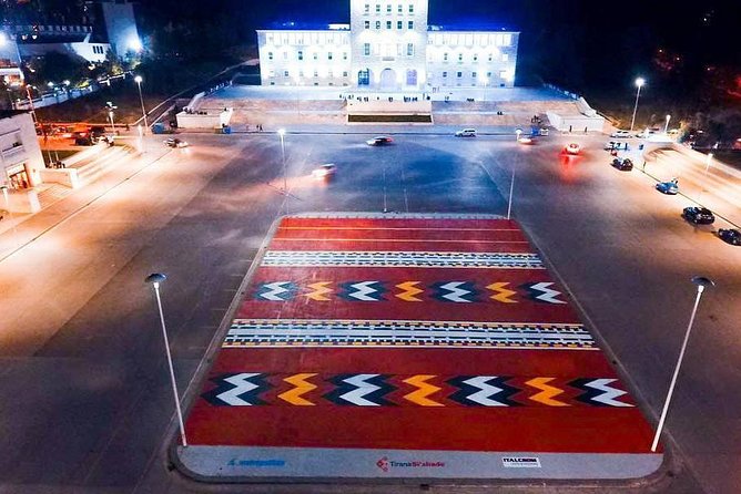 Tirana by locals - Blloku: from restricted villas to coffee-and-cocktail culture