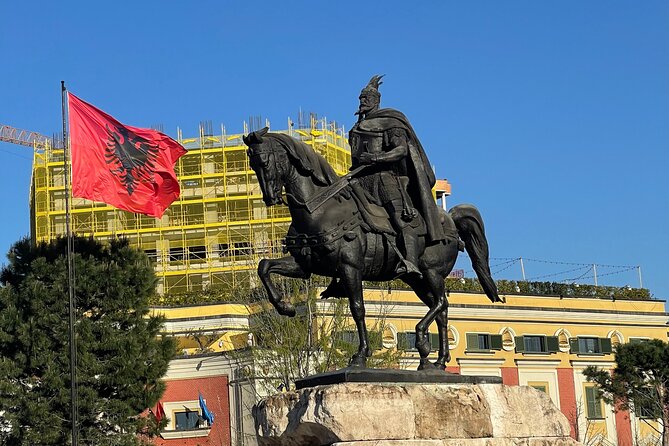 Walking Tour of Tirana - Getting to the meeting point on time (and not losing the group)